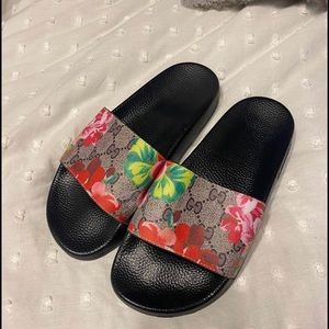 GG Bloom Slides